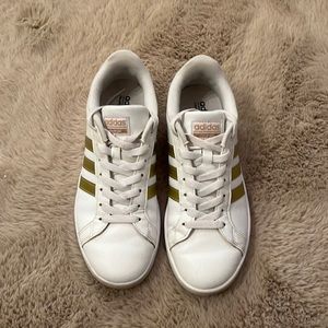 Adidas Neo w/ Cloudfoam